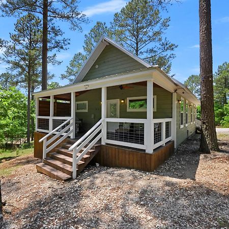 Convenient Romantic Hot Tub Bbq 3-Night Special! Broken Bow Exterior photo